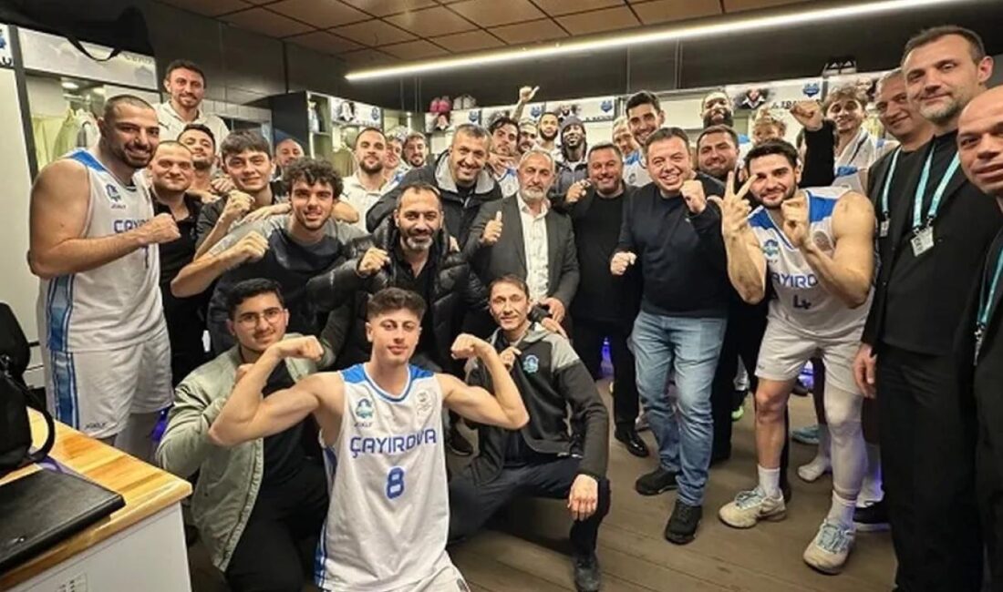 Türkiye Basketbol Ligi İlkan Karaman Sezonu 20. hafta karşılaşmasında Kocaeli