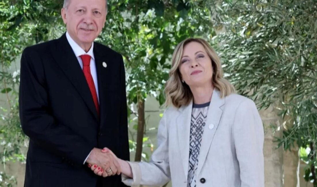 Cumhurbaşkanı Recep Tayyip Erdoğan, İtalya Başbakanı Giorgia Meloni ile bir